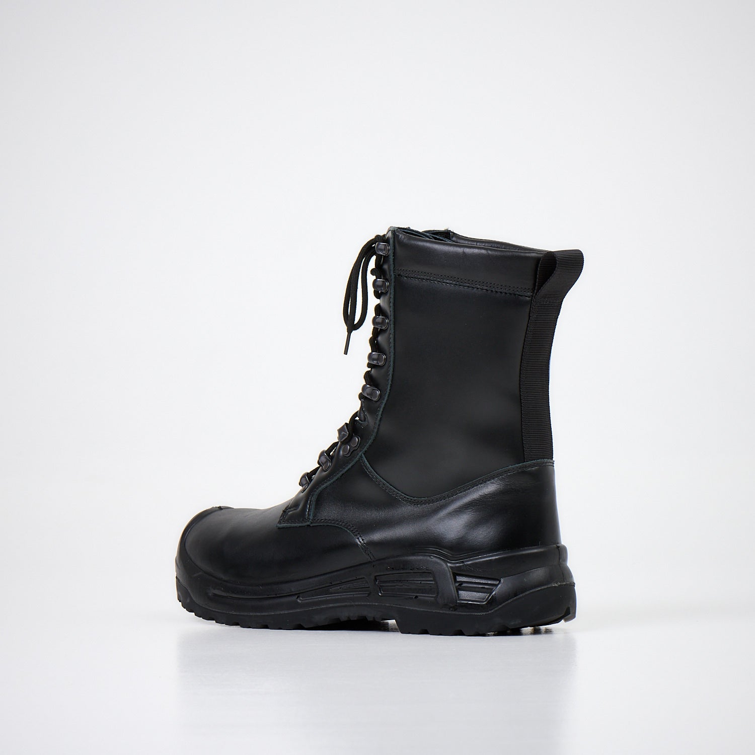 Samelin 749402100 Leather Boots – Durable, Waterproof & Comfortable by Samelin at www.brixbailey.com