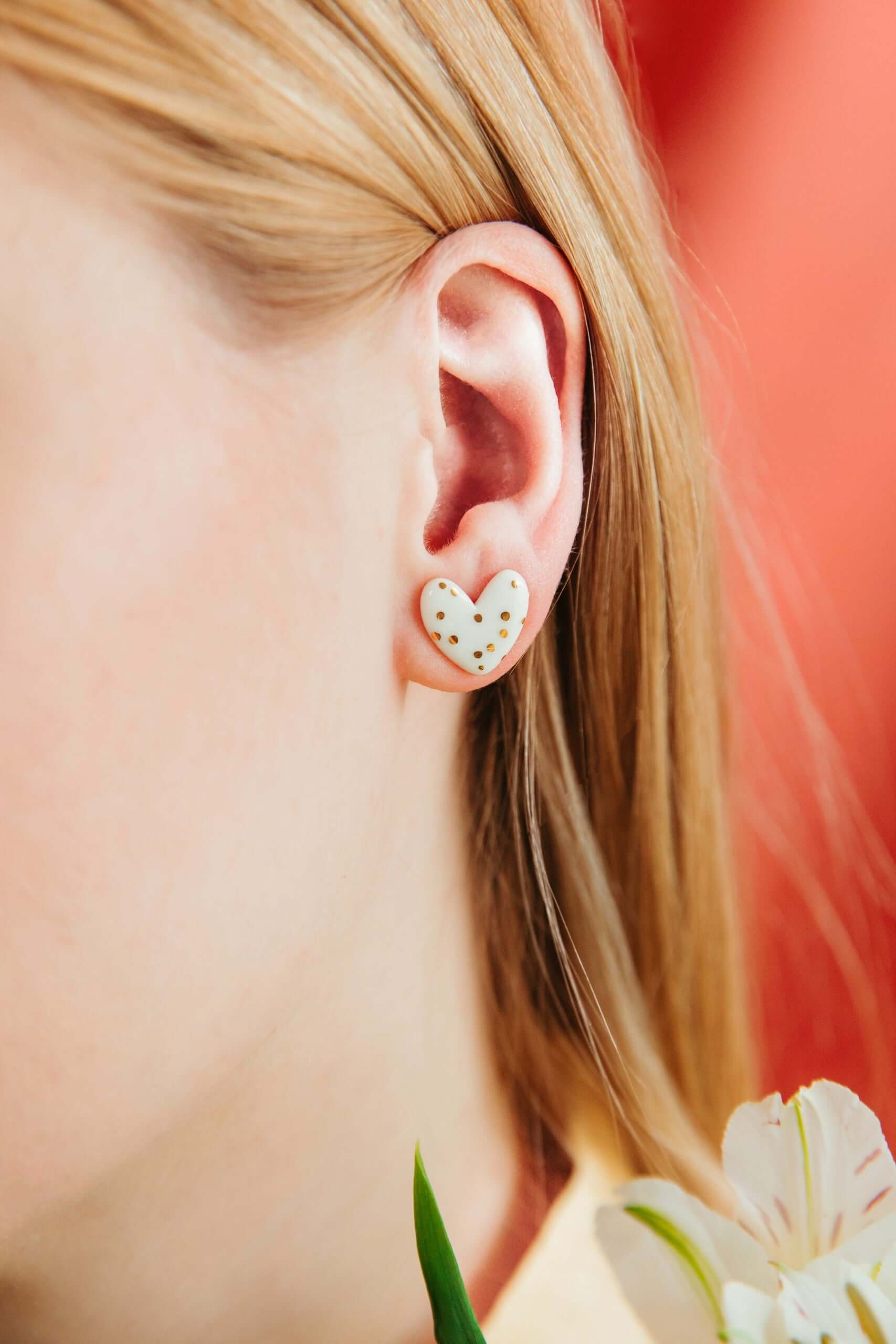 Dotted Porcelain Heart Studs - White