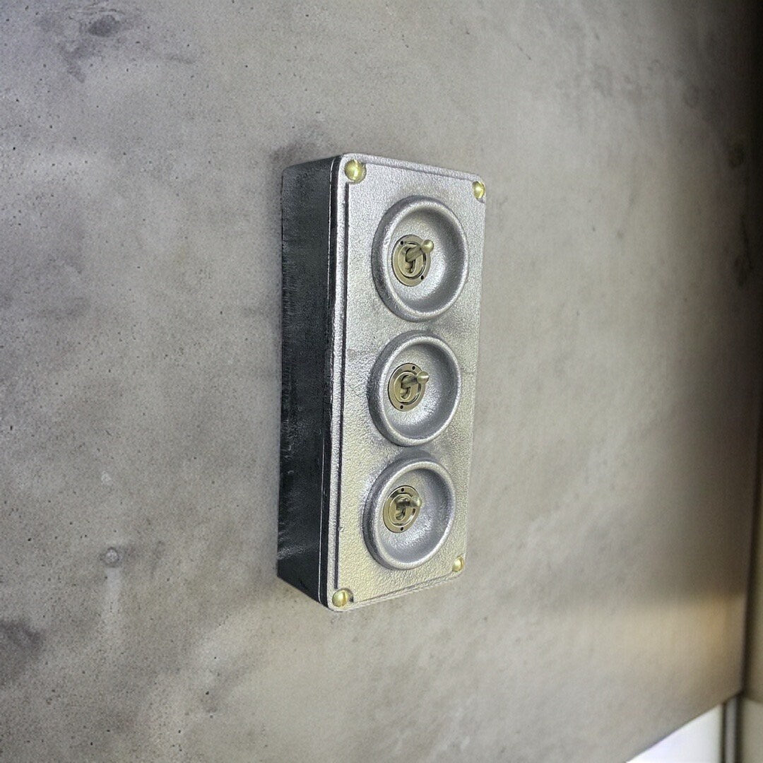 3 Gang 2 Way Solid Cast Metal Surface Mounting Light Switch Industrial 2 Way - BS EN Approved Vintage Crabtree Style