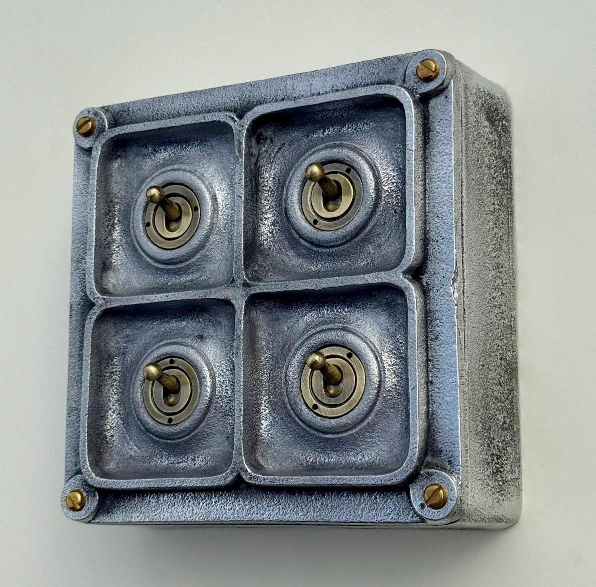 4 Gang 2 Way Solid Cast Metal Conduit Light Switch Industrial