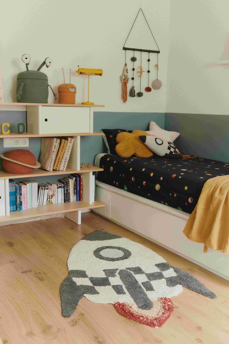 Knitted Rocket Pillow