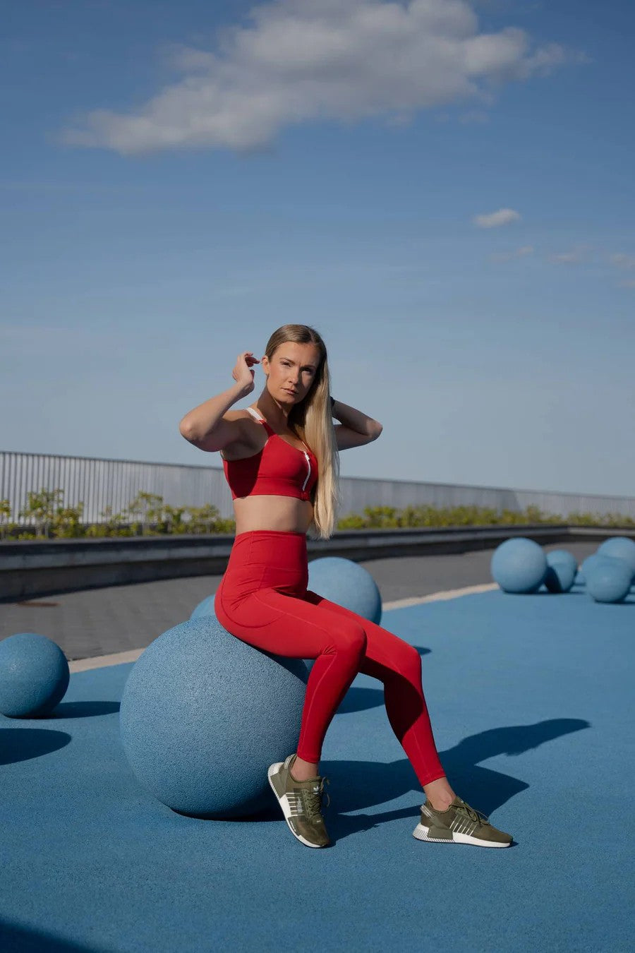 High-Waist, Moisture-Wicking Leggings with Side Pockets - Comfort Meets Style by Peachlabel at www.brixbailey.com