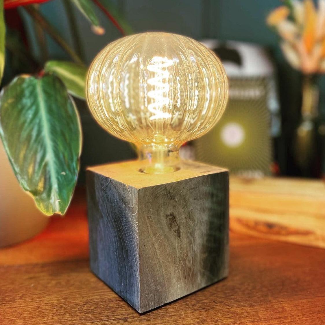 Mini oak cube lamp