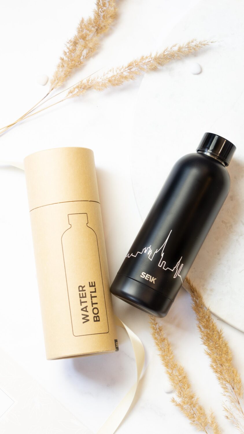 elegant matte black water bottle with a sophisticated tallinn skyline etching