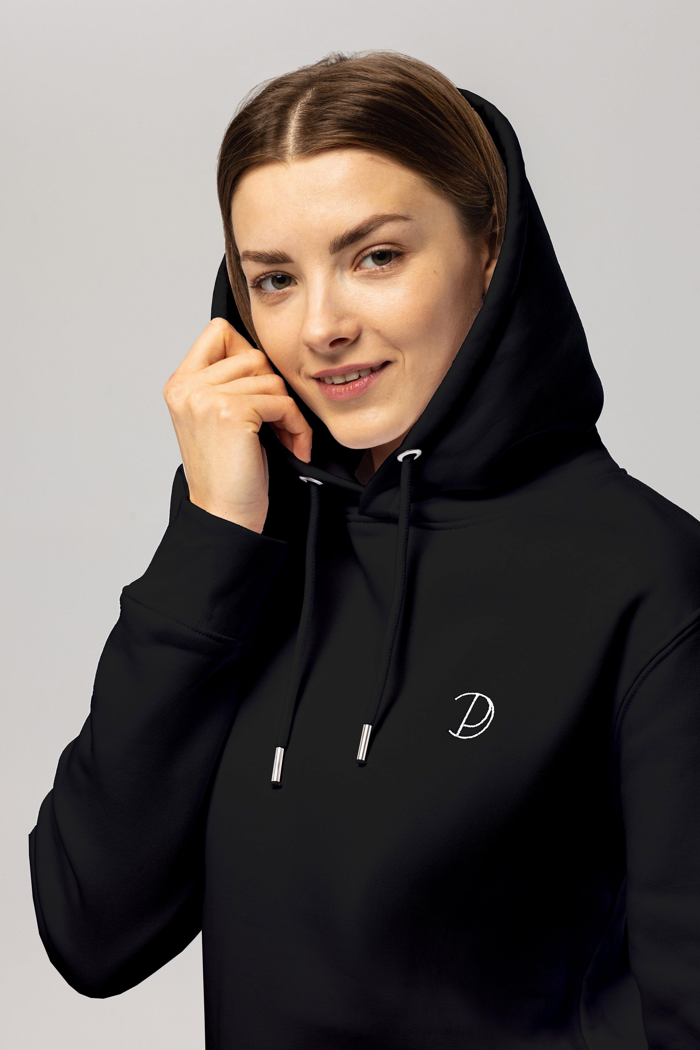 Pitod genderless sustainable fashion made to order - B Corp certified GOTS organic cotton hoodies sweatshirts and t-shirts from London at Sostter