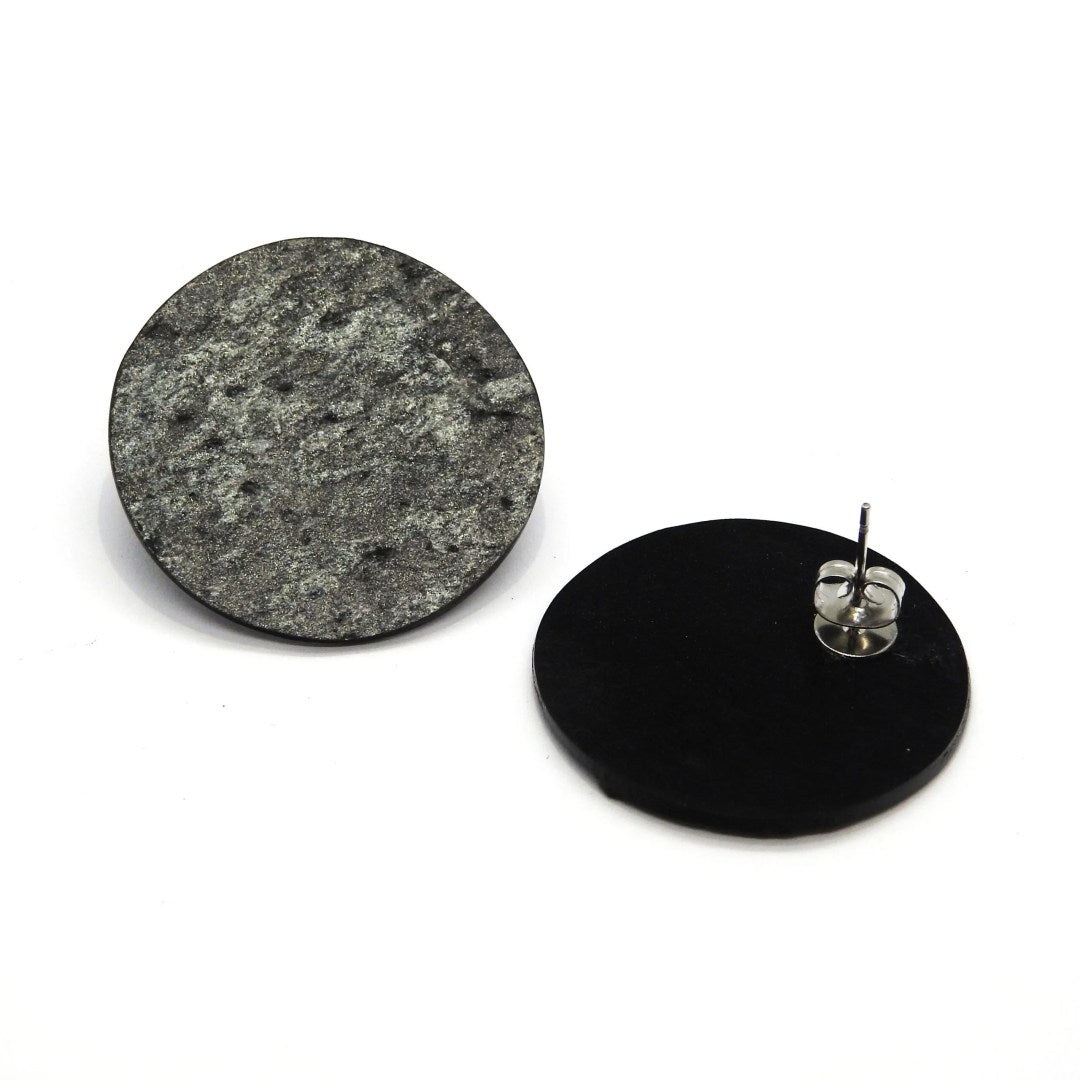 SEIF Design natural stone card holders and accessories made in Tallinn Estonia - solar powered production fully recyclable packaging at Sostter