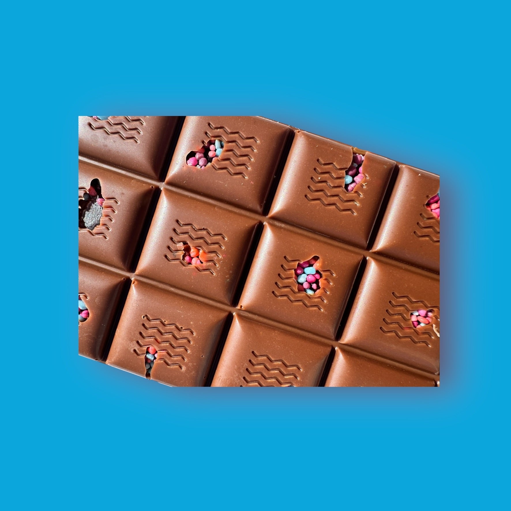 Milk Chocolate with Nerds Gummy Clusters Berries 128g