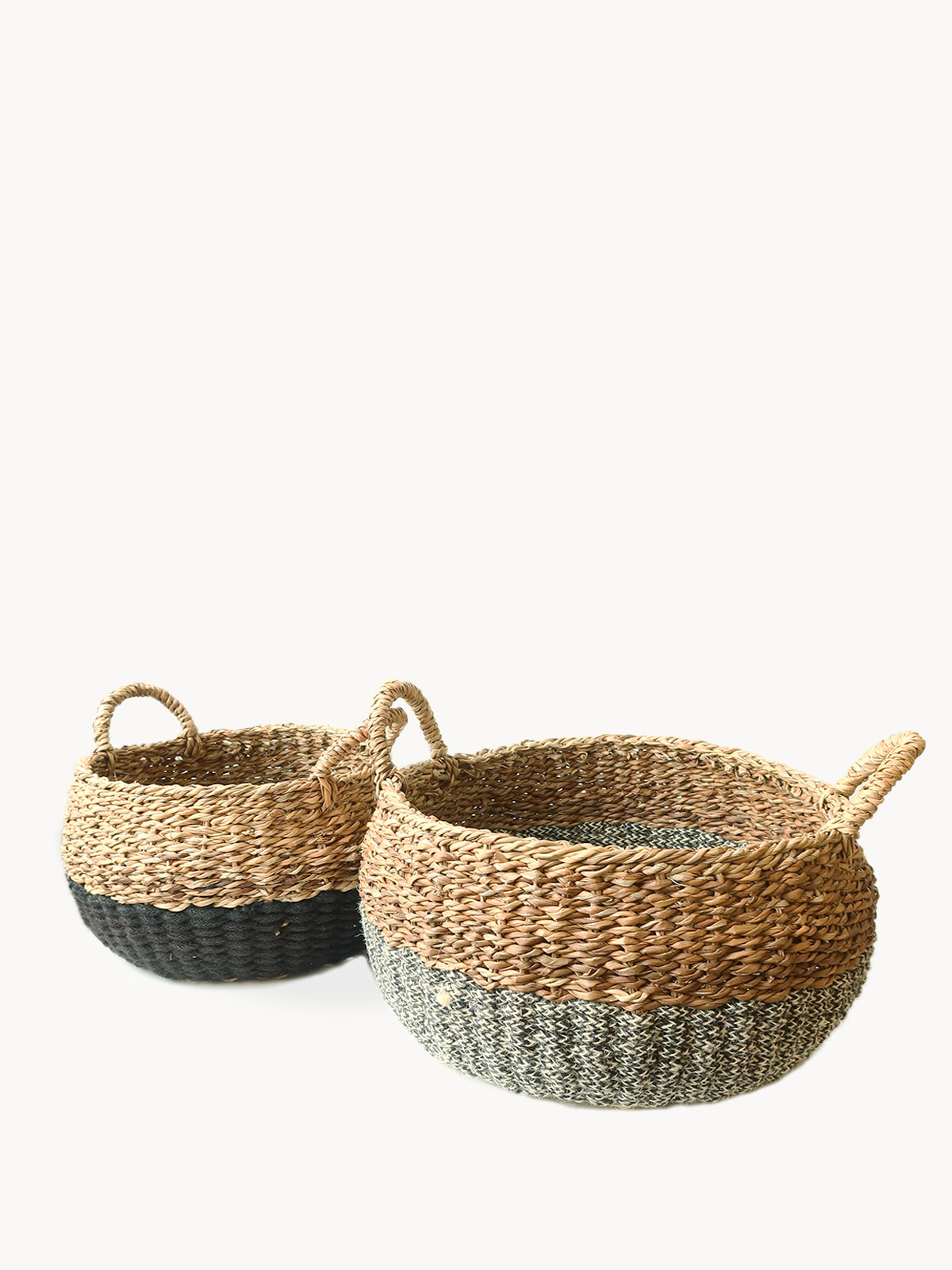 Black Floor Basket with Natural Jute and Seagrass