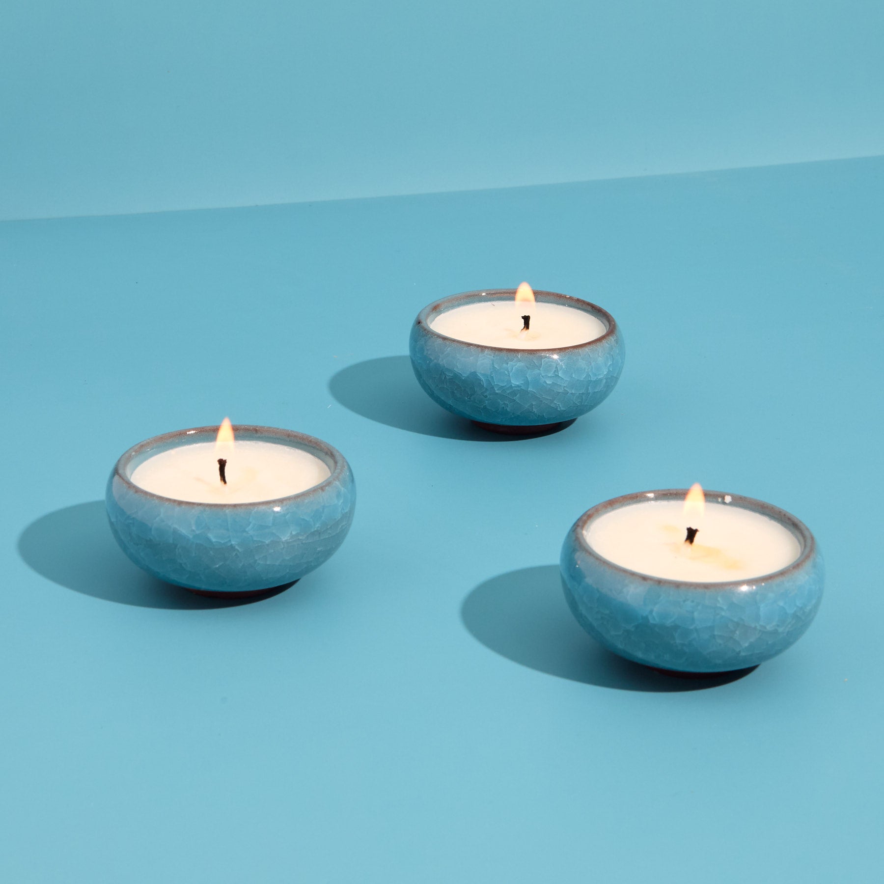 Contemporary Kiln Sky Blue Tea Lights - Amber & Bergamot