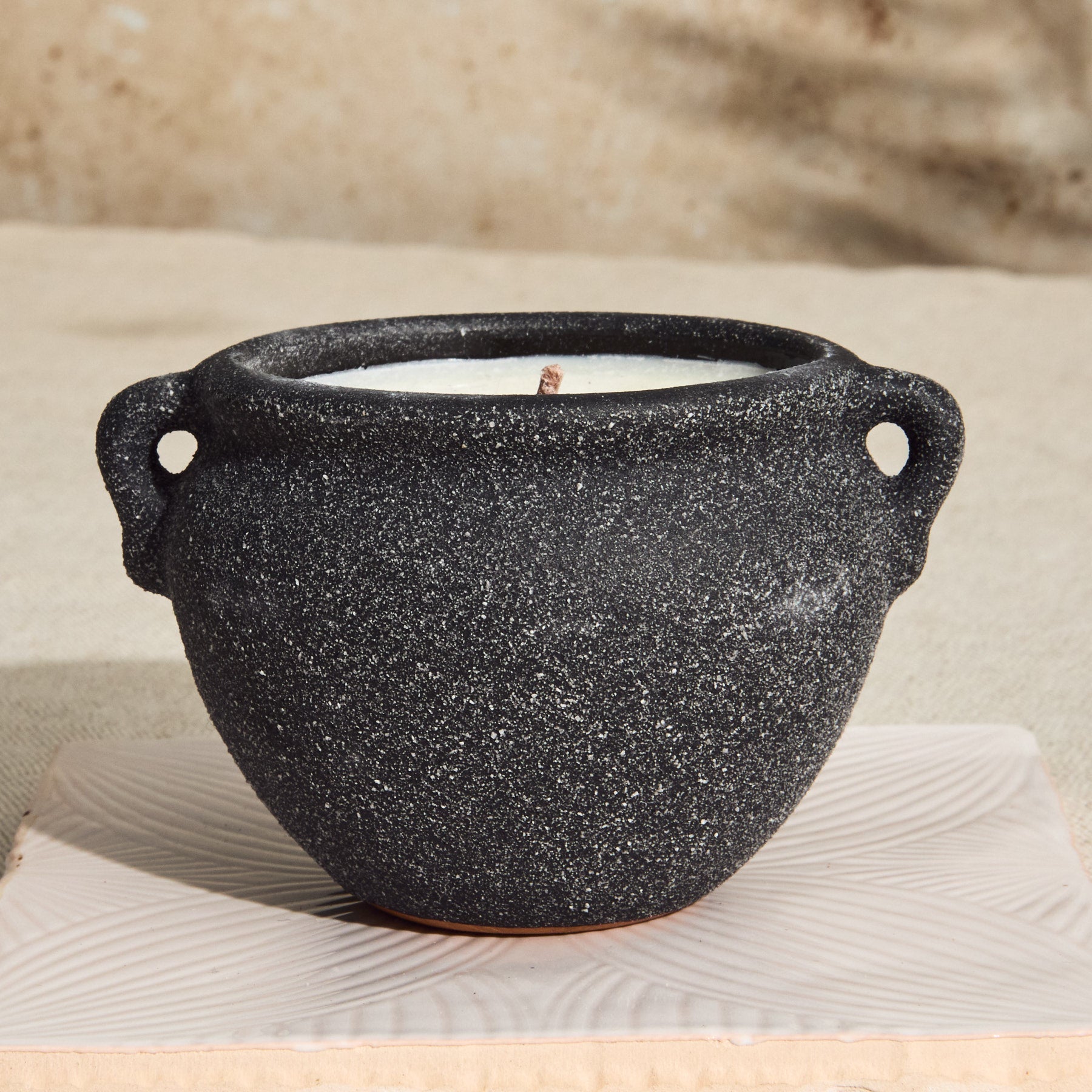 Marrakesh Graphite Pottery Candle - Activated Charcoal & Matcha