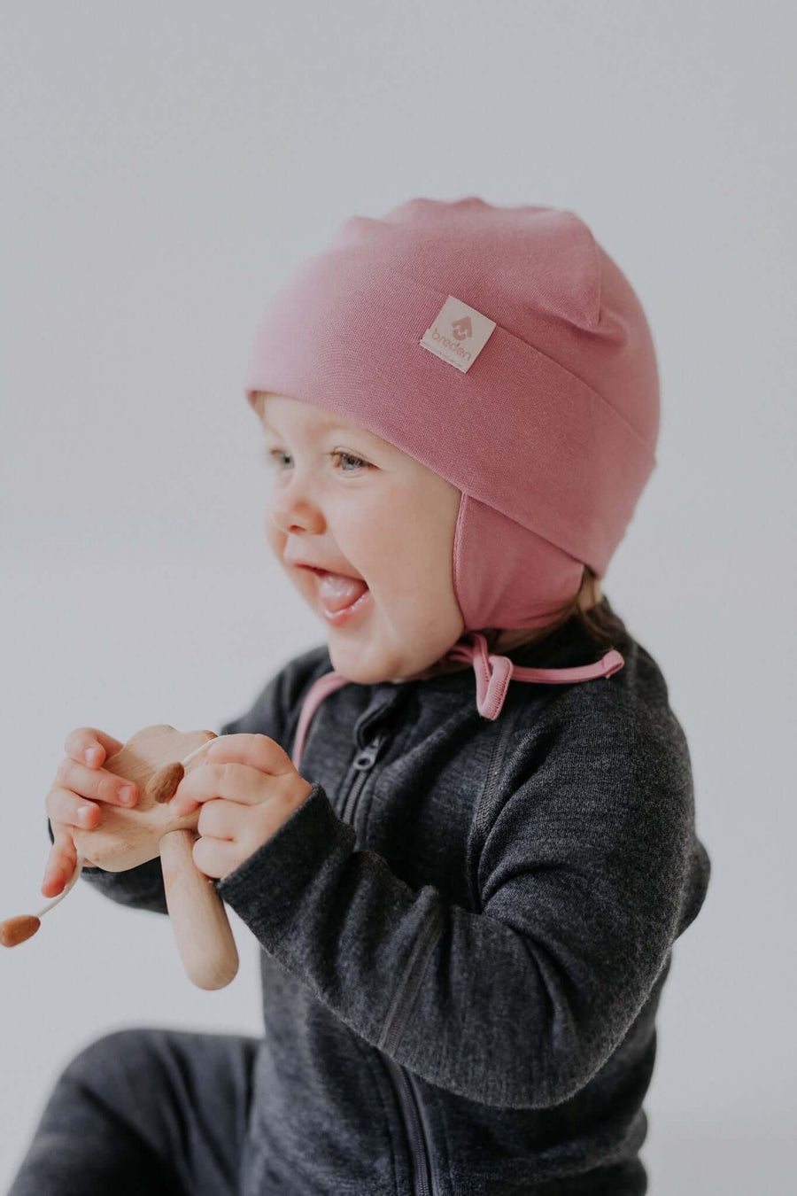 Happy Baby Hat – Secure, Wind Protected & Oeko-Tex Certified by Breden at brixbailey.com