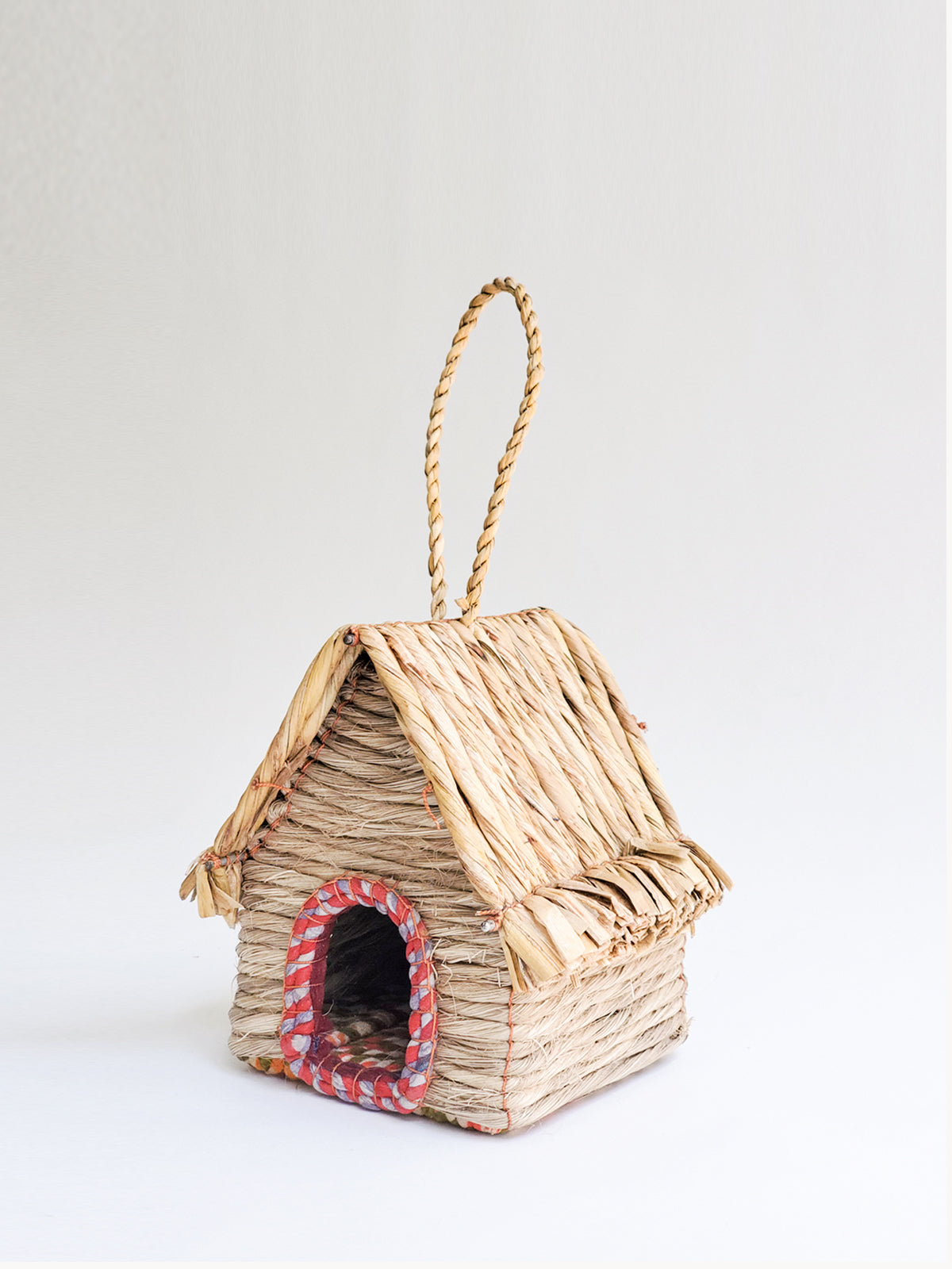 Seagrass and Sari Birdhouse Cabin