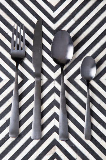 16 Piece Onyx Cutlery Set