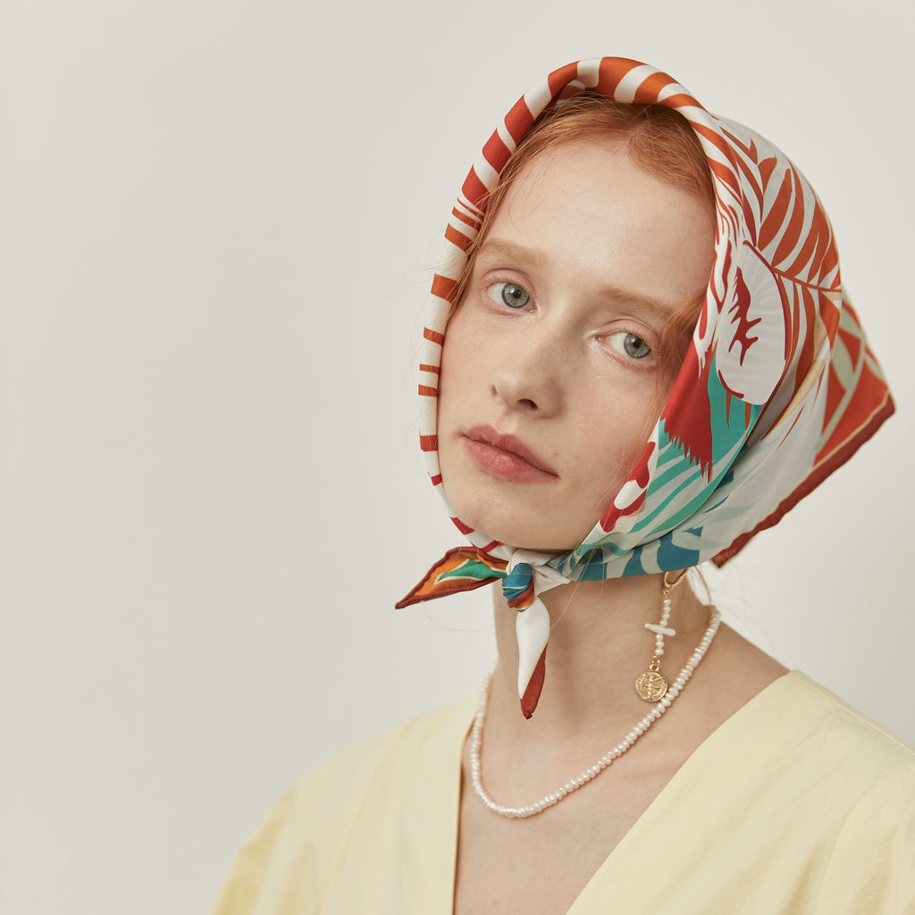 Vibrant Jungle Bloom Silk Scarf - 53cm Double-Sided Print Women's Bandana with Hand-Rolled Edges