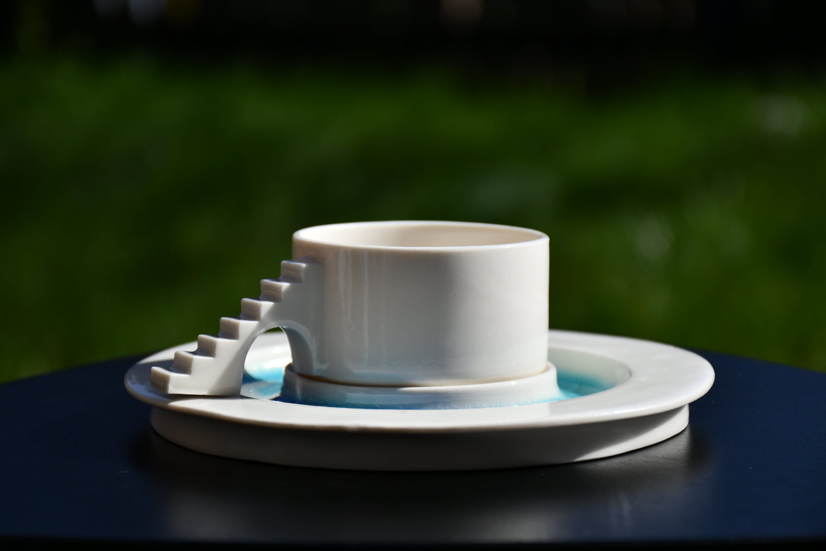 CASTLE COFFEE SET (blue glass moat)