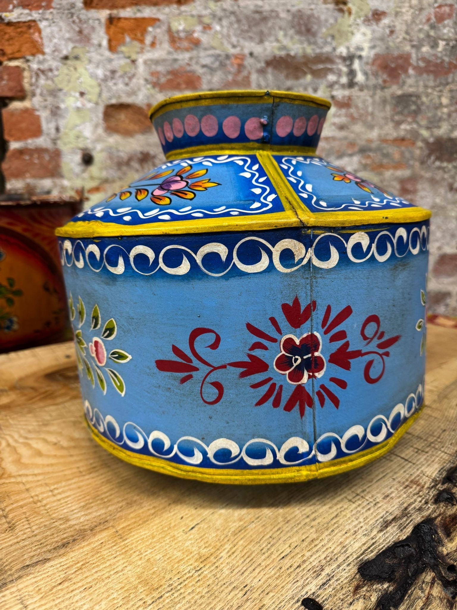 Vintage Painted Water Pot / Metal Pot / Vase / Planter / Narrow Boat Ware Gypsy