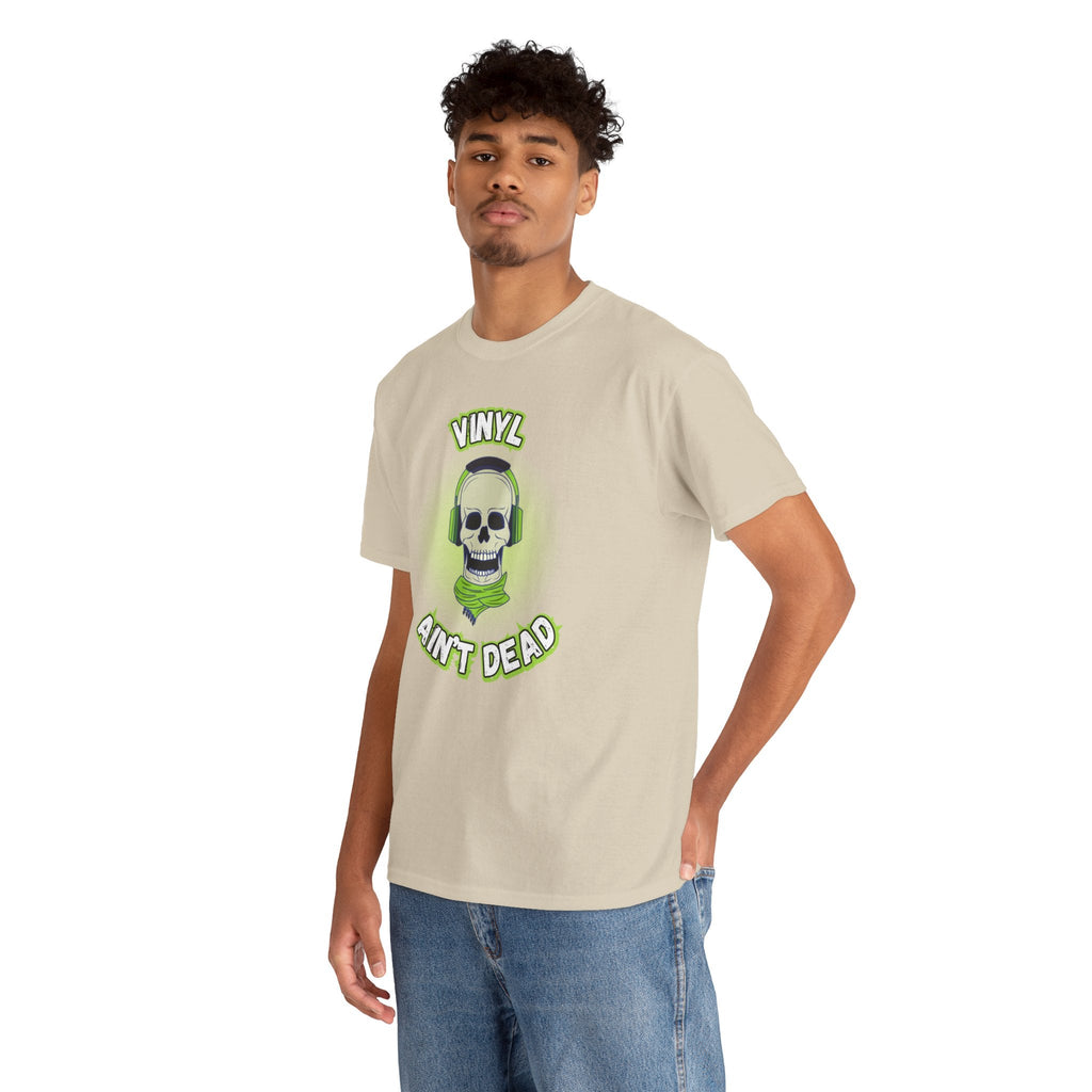Vinyl Ain't Dead Headphones Men's T-Shirt