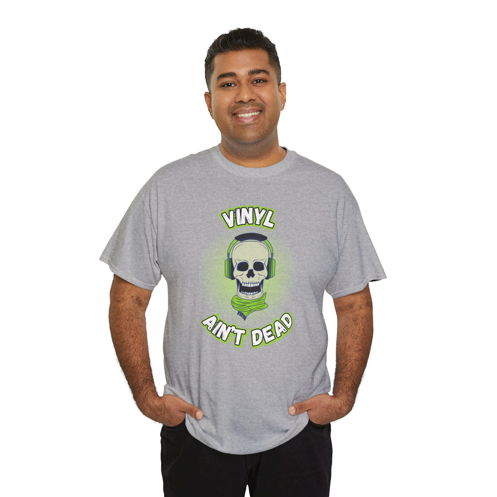Vinyl Ain't Dead Headphones Men's T-Shirt