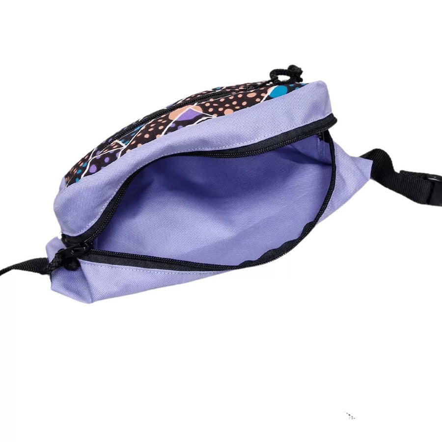 Super Spacious Dog Treat Pouch – Secure & Stylish Storage by Drinbags at www.brixbailey.com