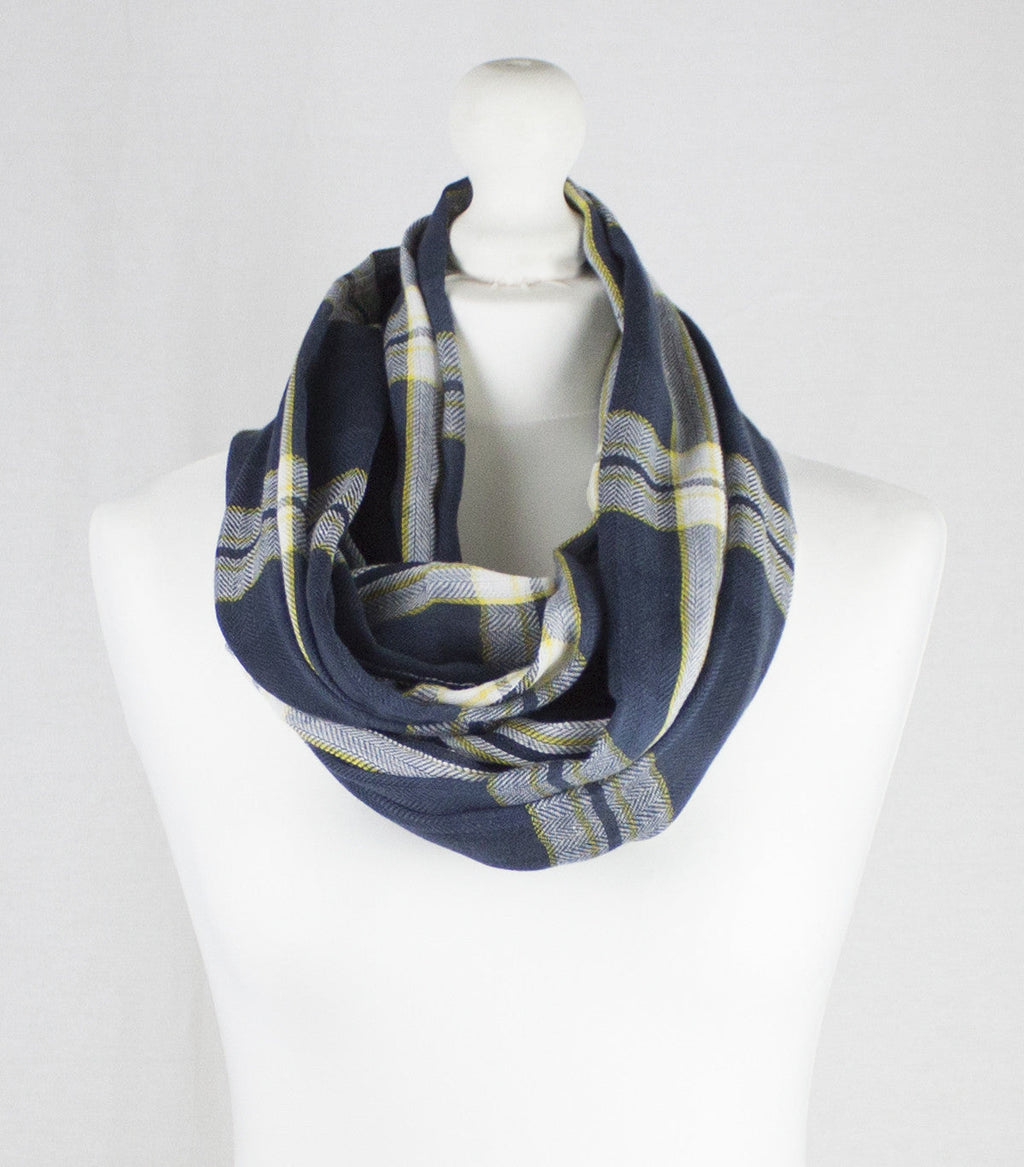 Window Checks Twill Weave Cotton Viscose Scarf - Black White