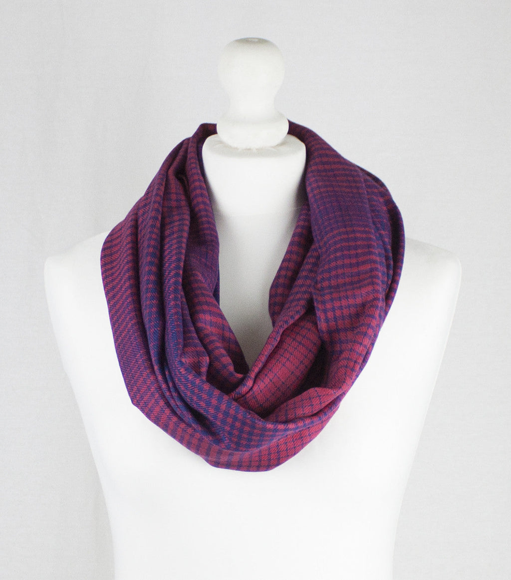 Gradient Checks Twill Weave Viscose Scarf - Fuchsia Purple