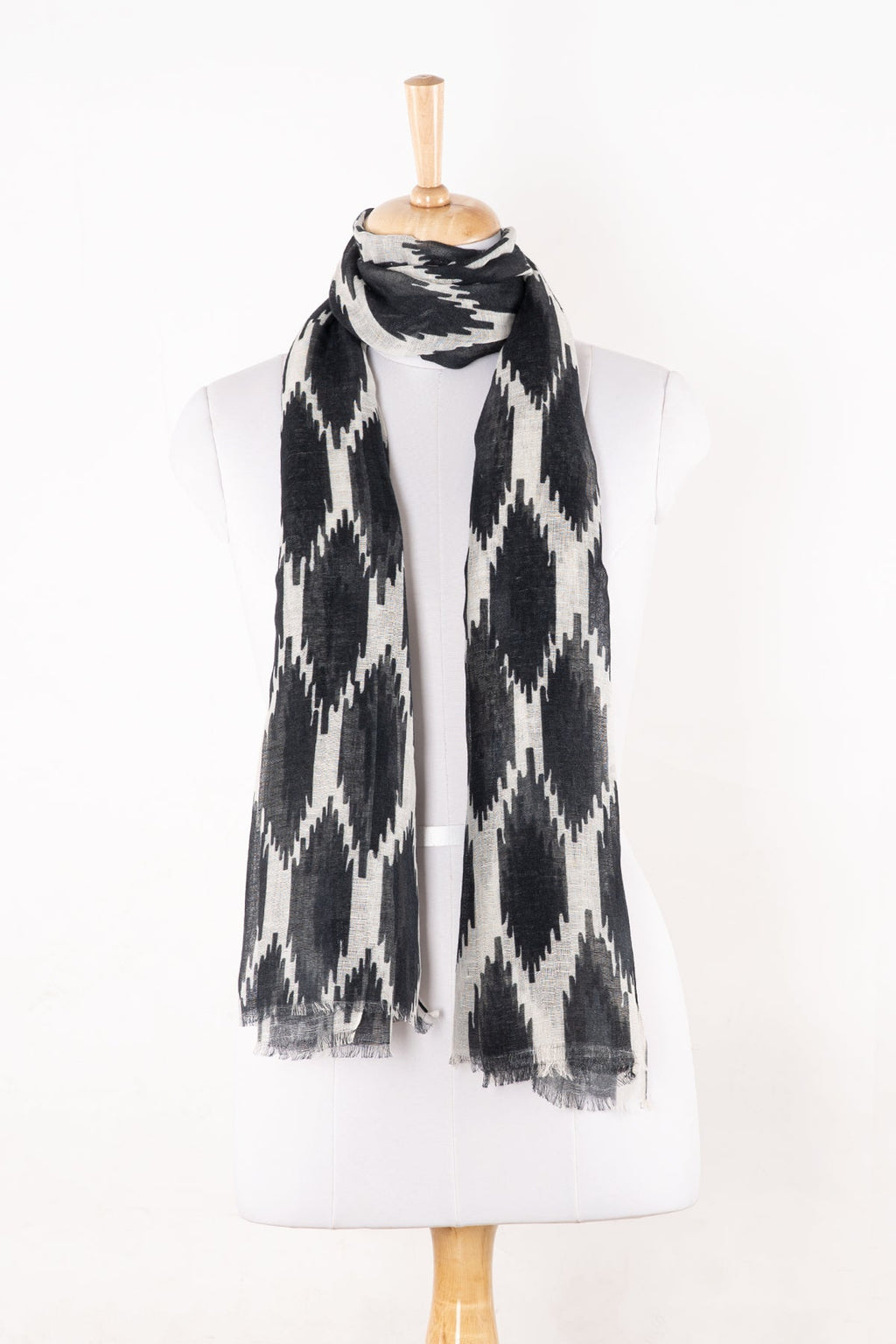 Ikat Printed Linen Scarf - Black White