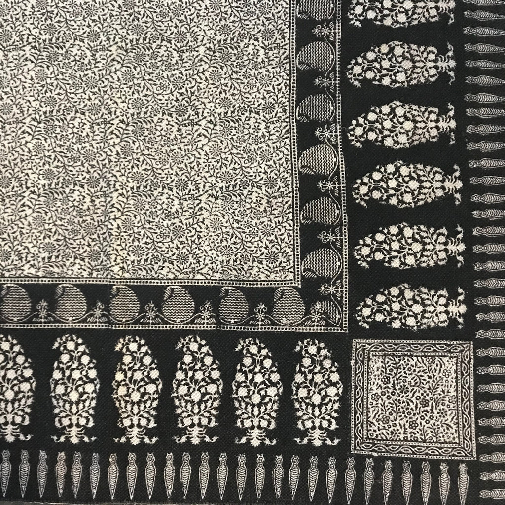 Floral Jaal & Paisley Hand-block Print Rug - White Black