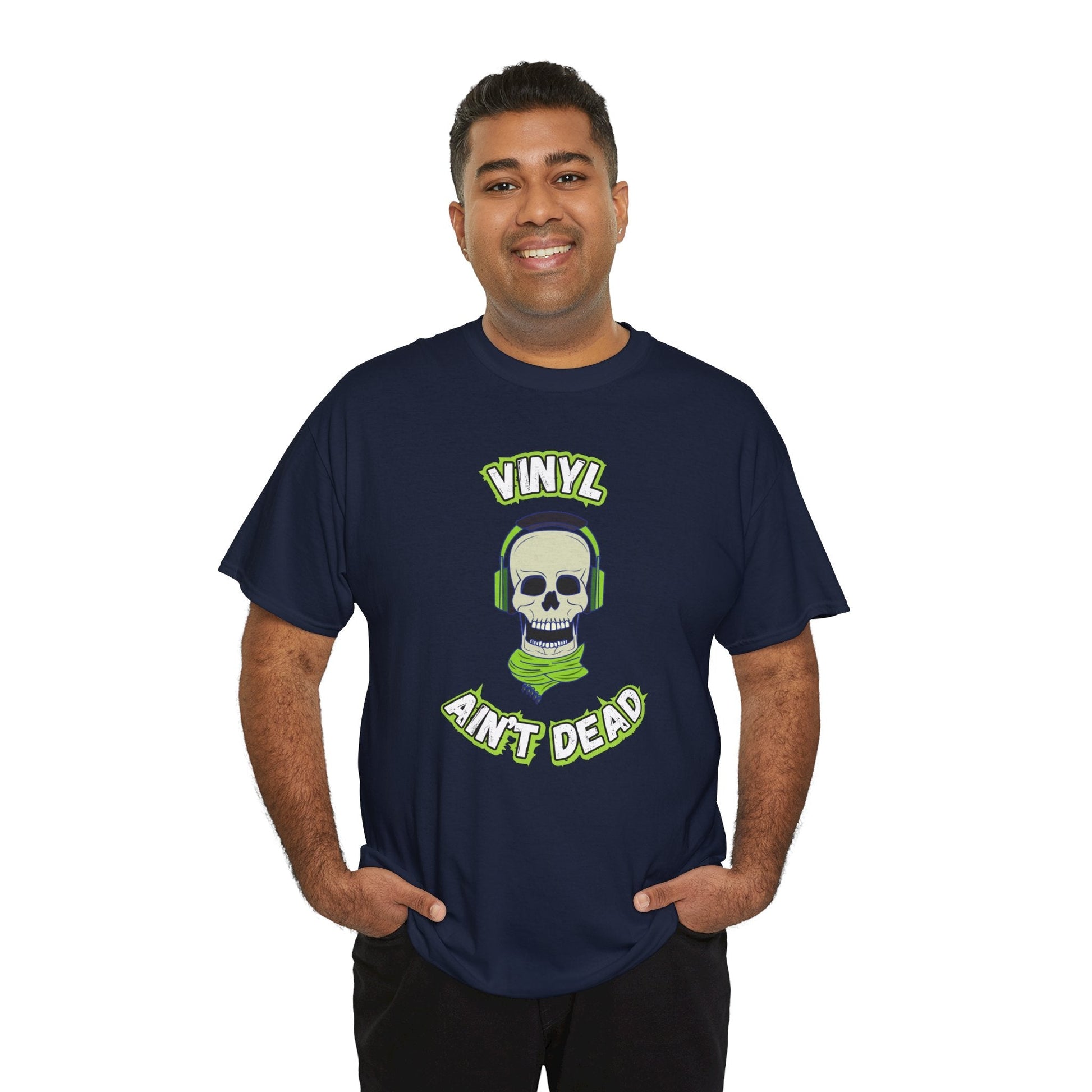 Vinyl Ain't Dead Headphones Men's T-Shirt