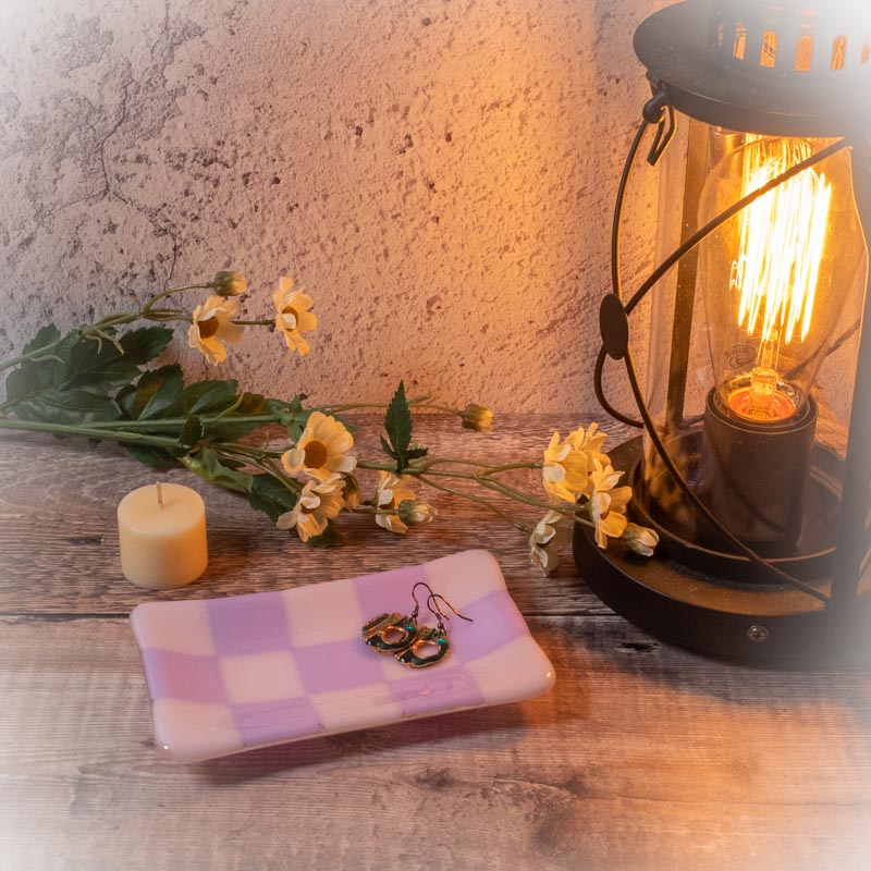 15x8cm Chequered Dual Coloured Medium Tray - Bullseye Collection