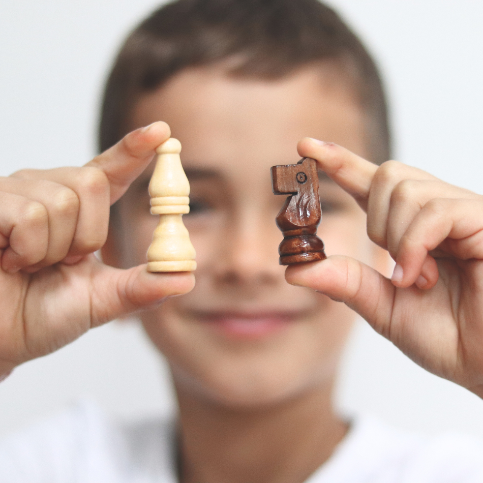 Wooden Chess Set with Cotton Travel Bag