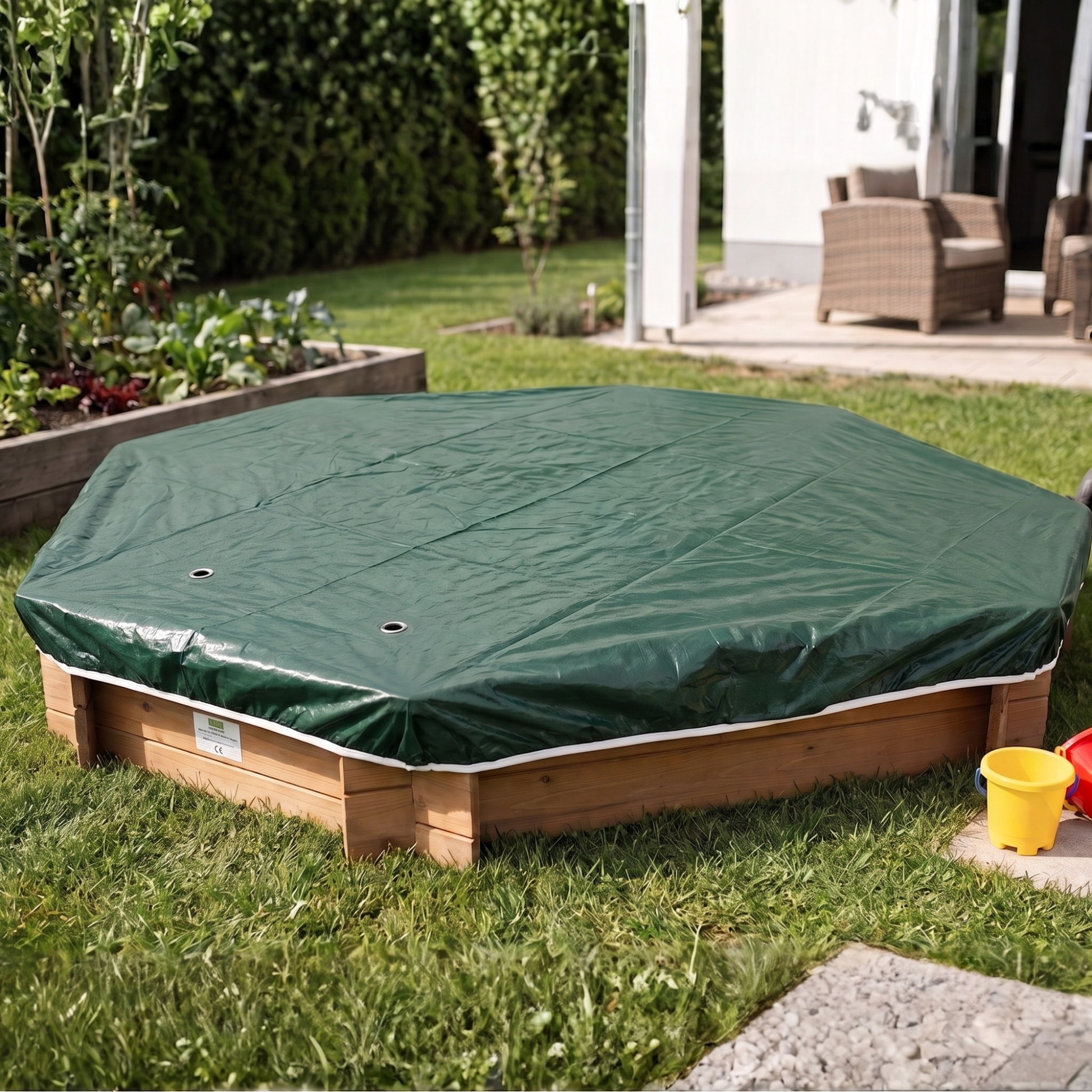 1.8m Diameter Octagonal Wooden Sandpit