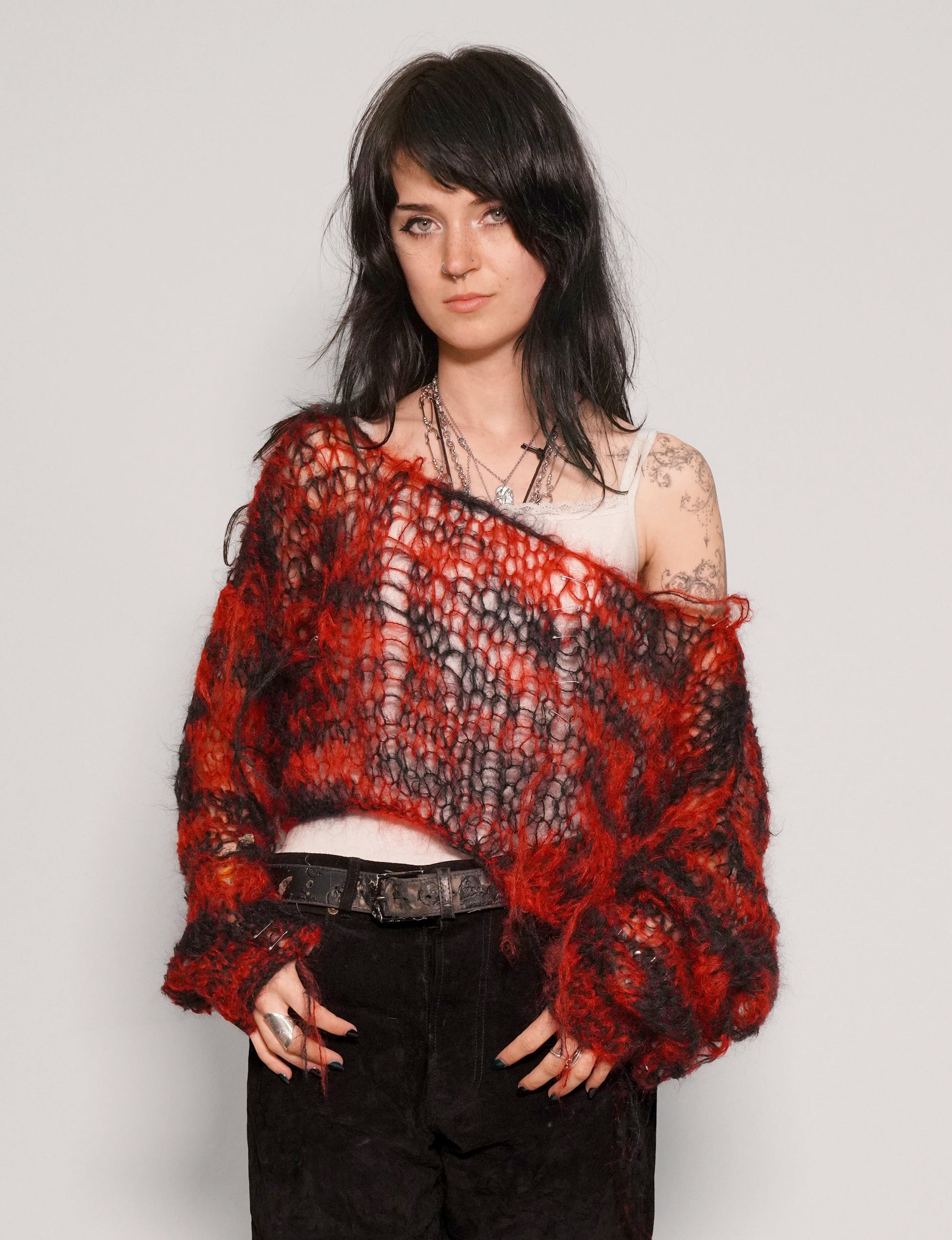 "PISTOLS" Mohair Hand Knit Cropped Sweater - Red & Black