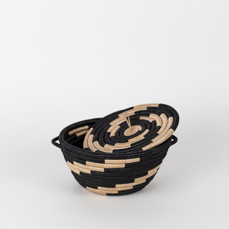 Woven Pot with Lid in Tea Medium