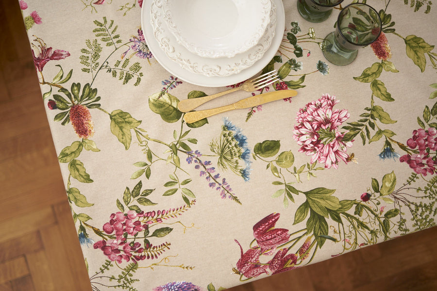 Botanico Rectangular Tablecloth – Festive & High-Quality European Design by Hortensias Home at www.brixbailey.com