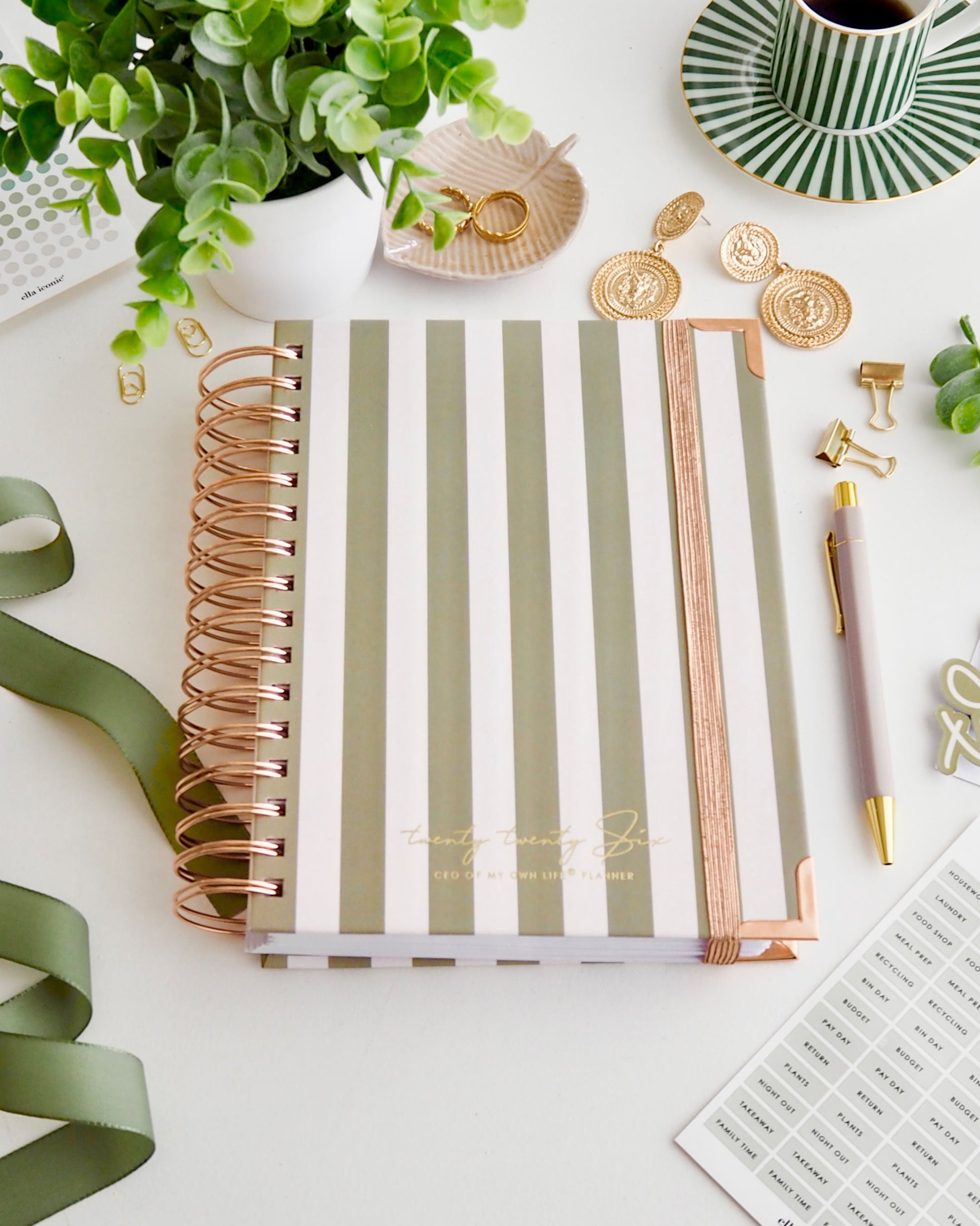 2026 Weekly Life Planner Olive