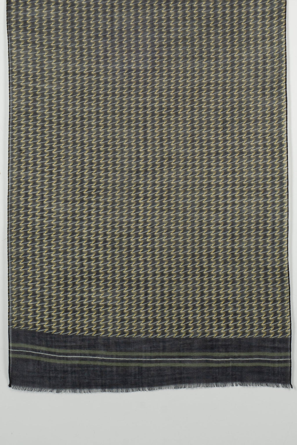 Jazzy Waves Fine Wool Scarf – Green Yellow | SVEŽElife