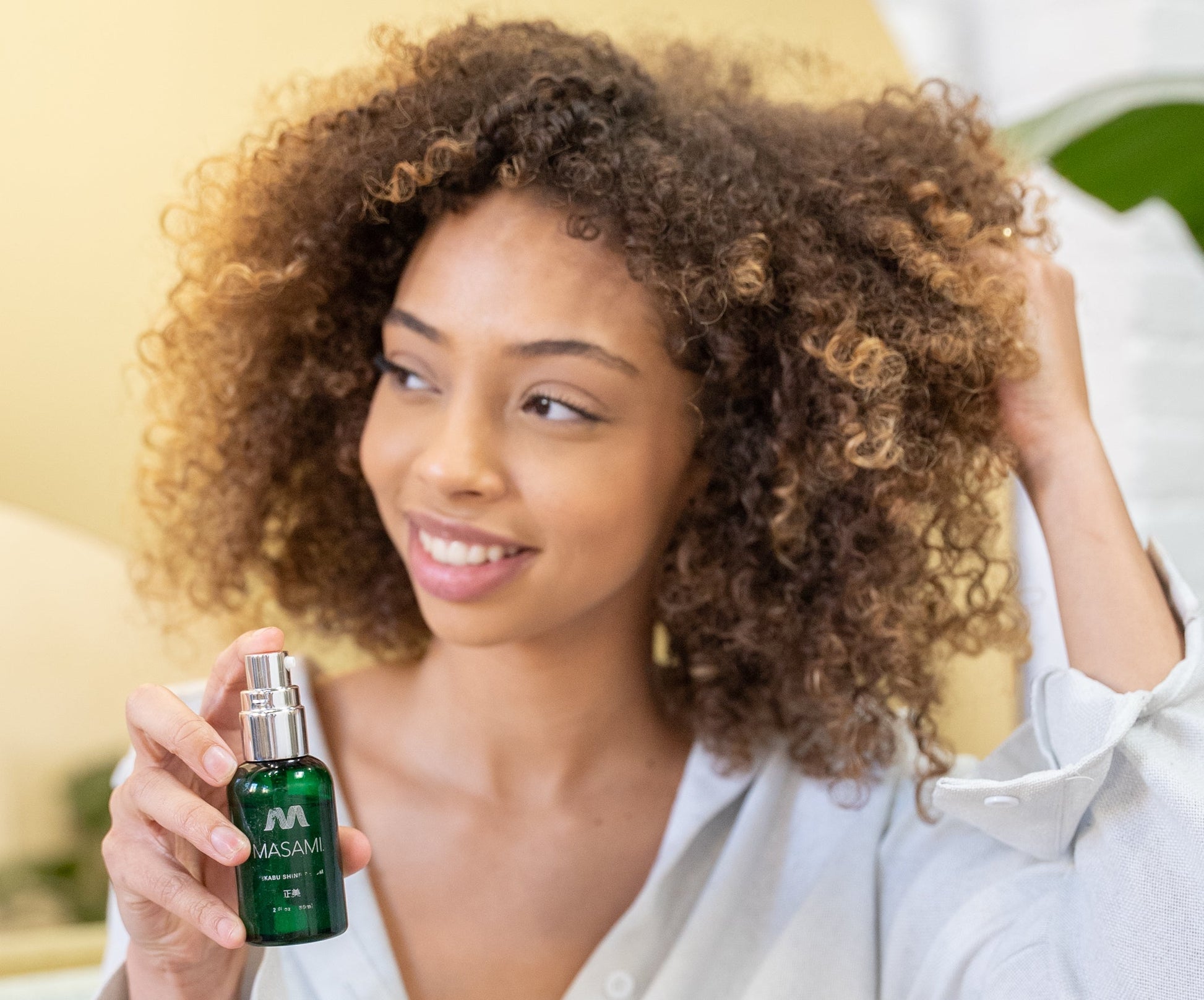 Hydrating Shine Serum with Mekabu