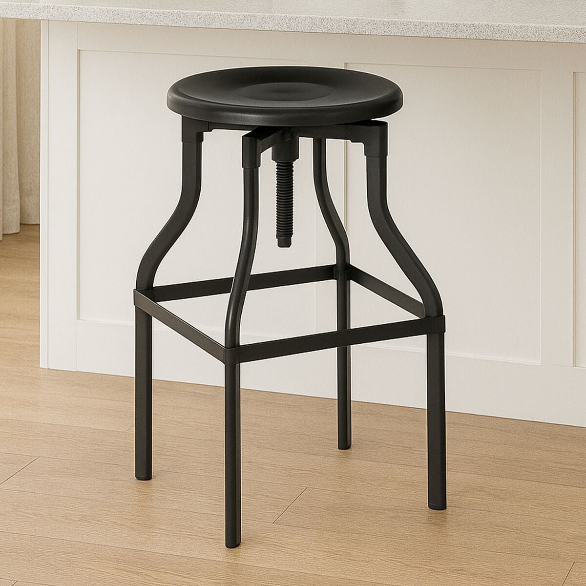 Black Metal Bar Stool