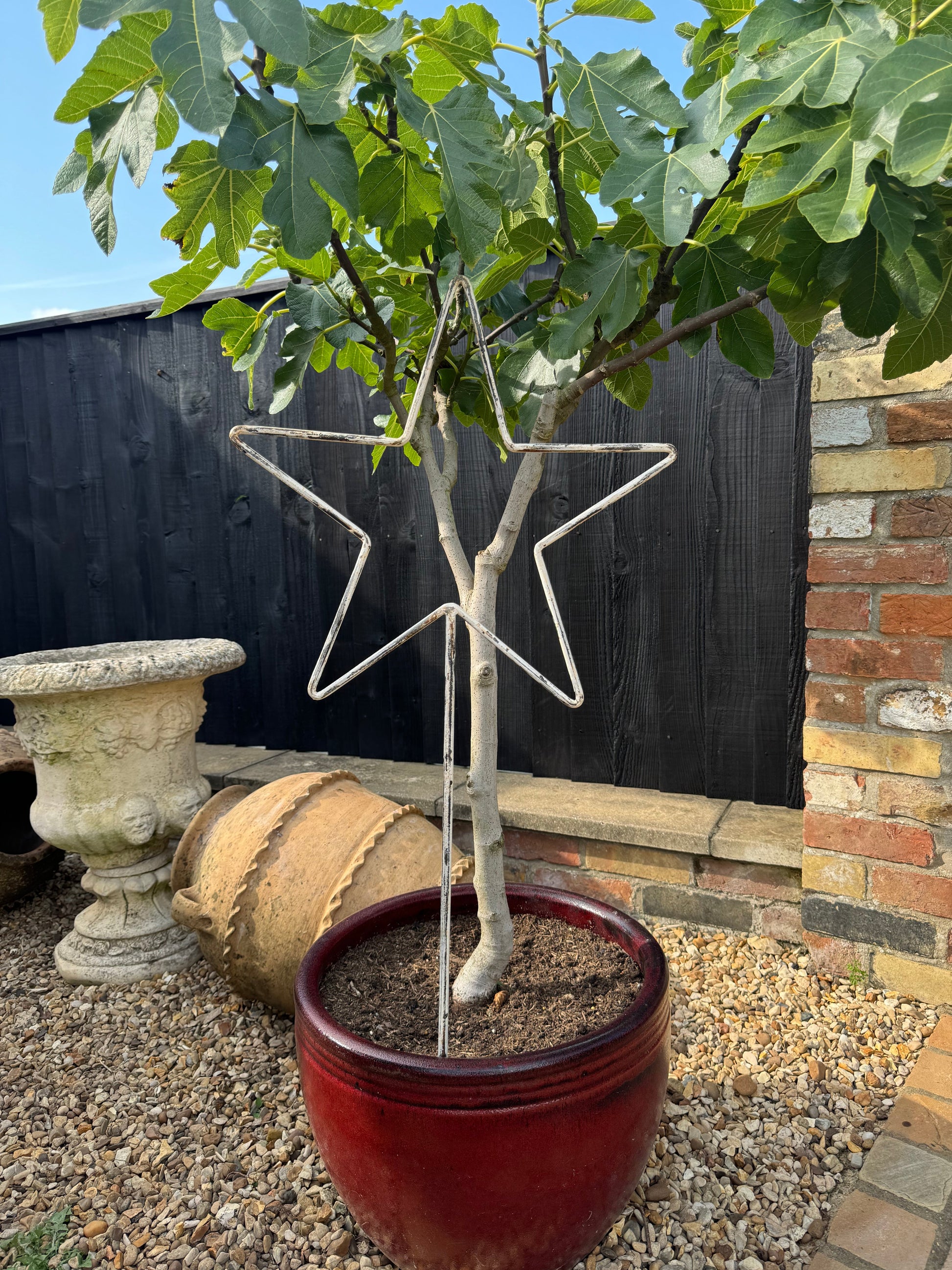 Garden Stars On Ground Spikes / Metal Star Ornaments / Lawn Decor