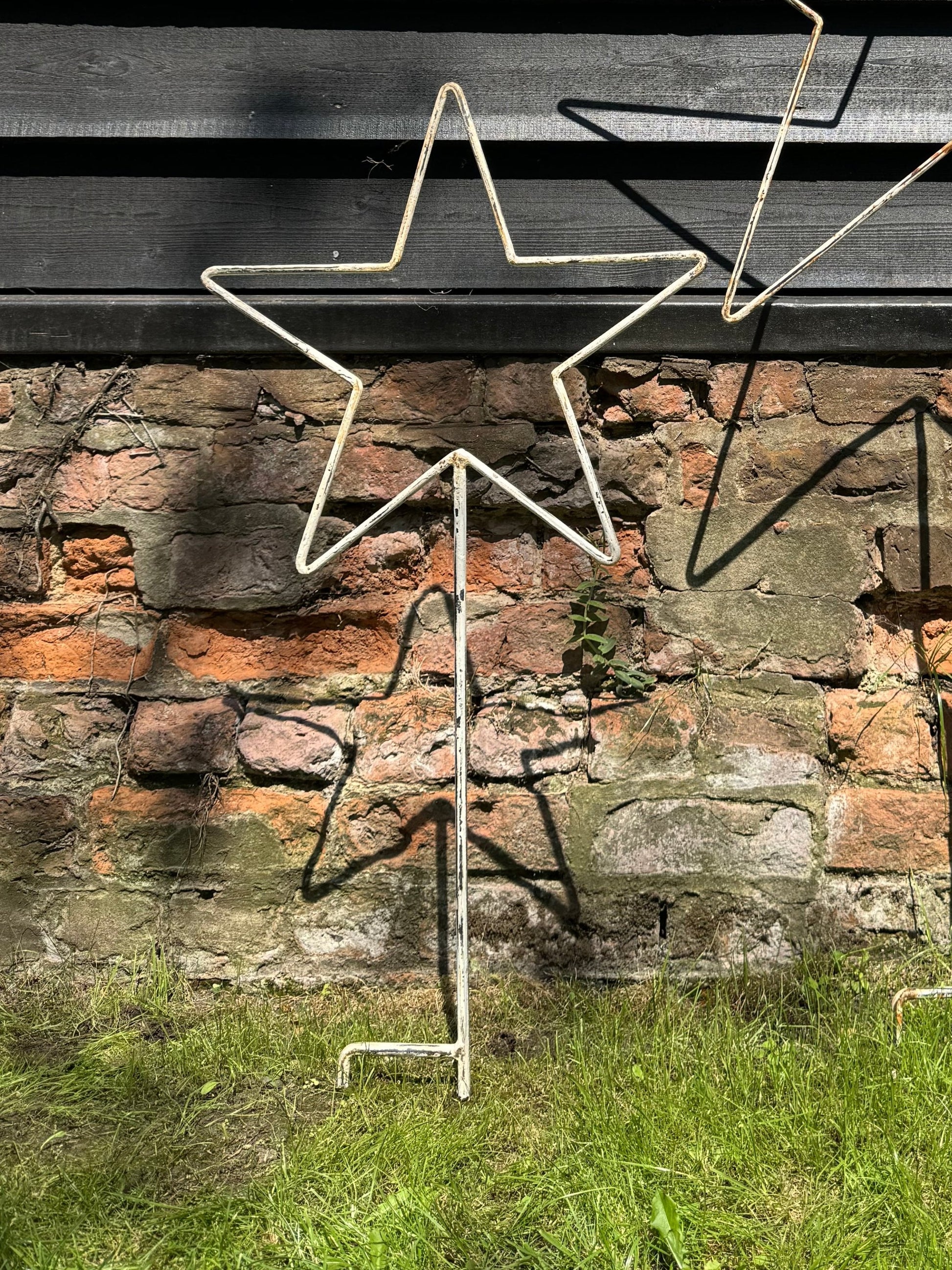 Garden Stars On Ground Spikes / Metal Star Ornaments / Lawn Decor