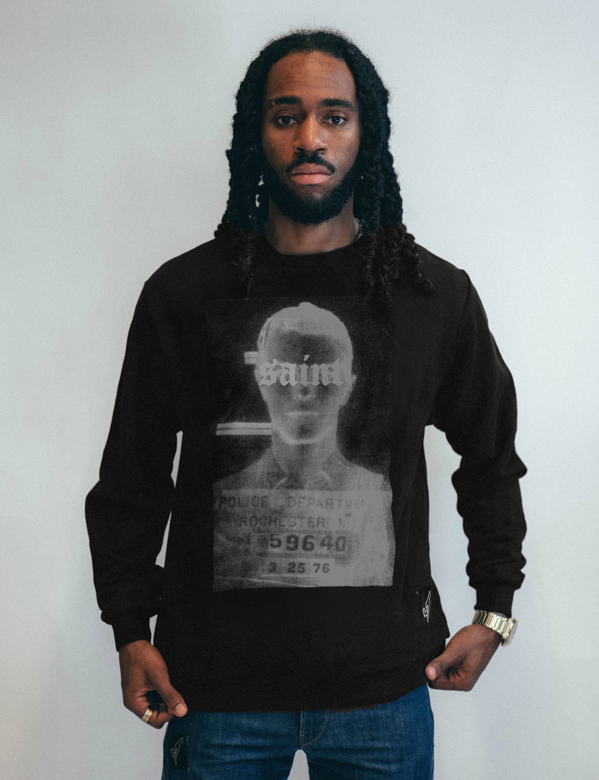'Saint' Sweatshirt in Black