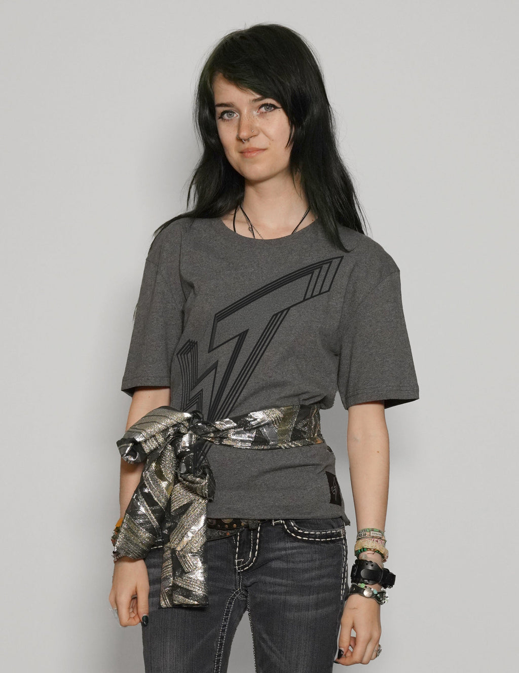 ST Lined Logo Tie-Tee in Grey with Silver Tie