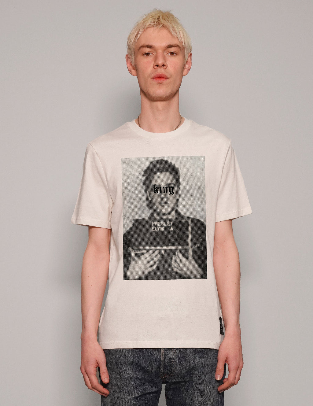 'The King' T-Shirt in Ecru