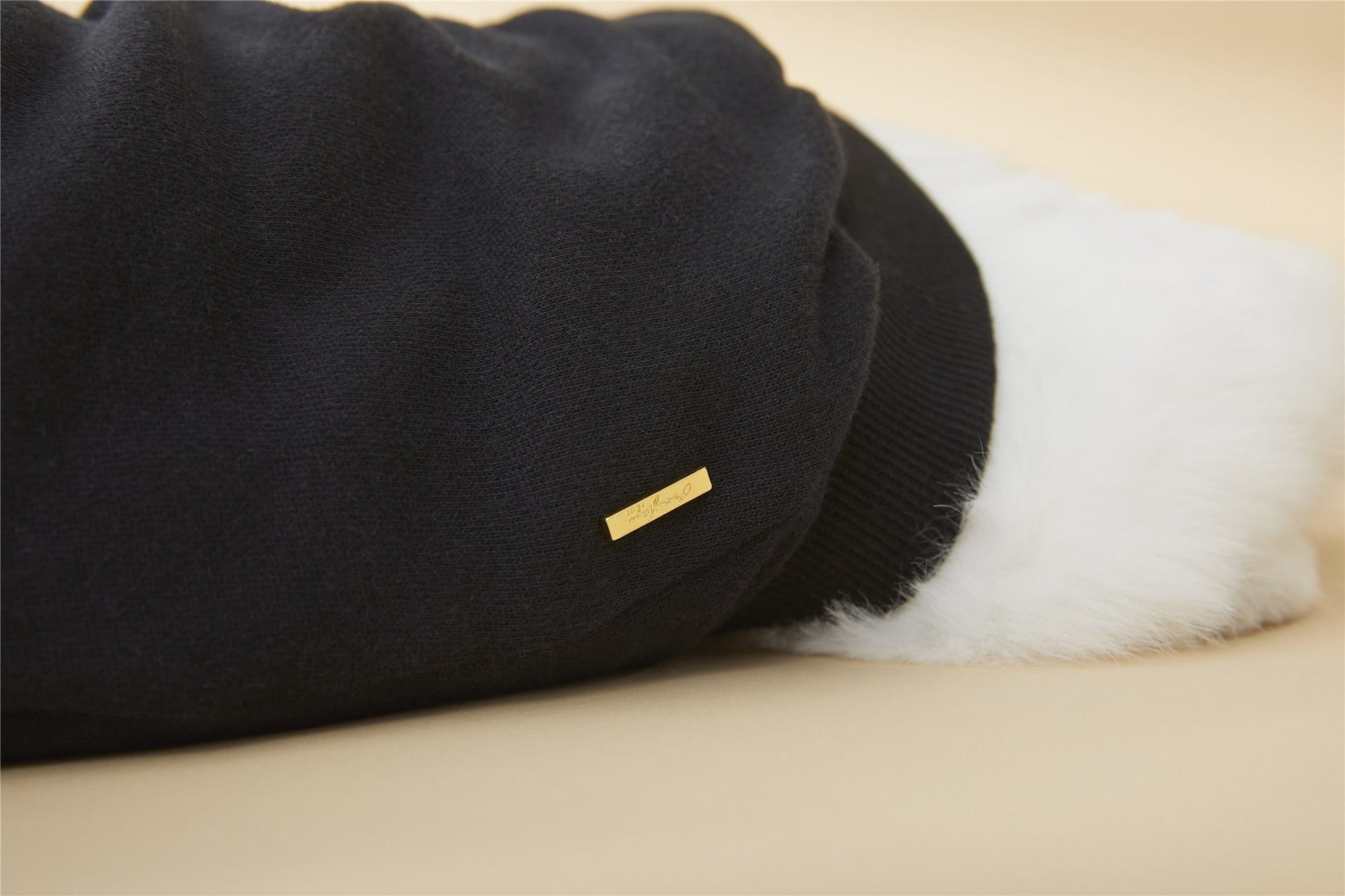 Classic Metal Buckle Sweatshirt