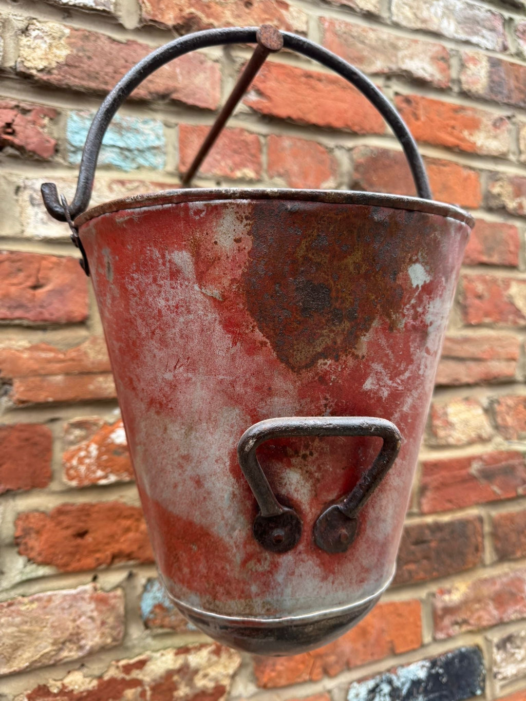 Vintage Galvanised Hanging Fire Bucket Basket / Plant Pot / Planter Pail C