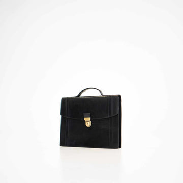 Slim & Elegant Briefcase 21 – Premium Leather, Designed in Estonia by Papillon at www.brixbailey.com