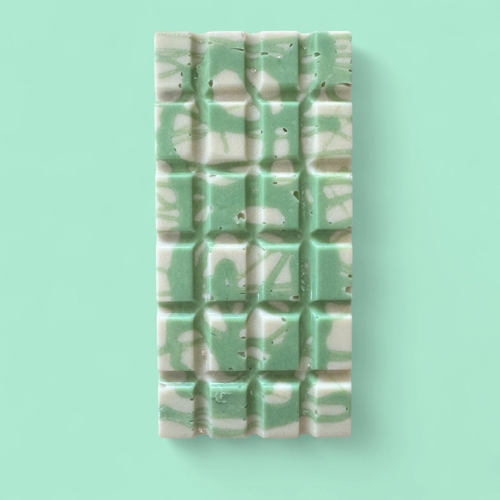Triple Crunchy Minty White & Milk Chocolate Mix 240g