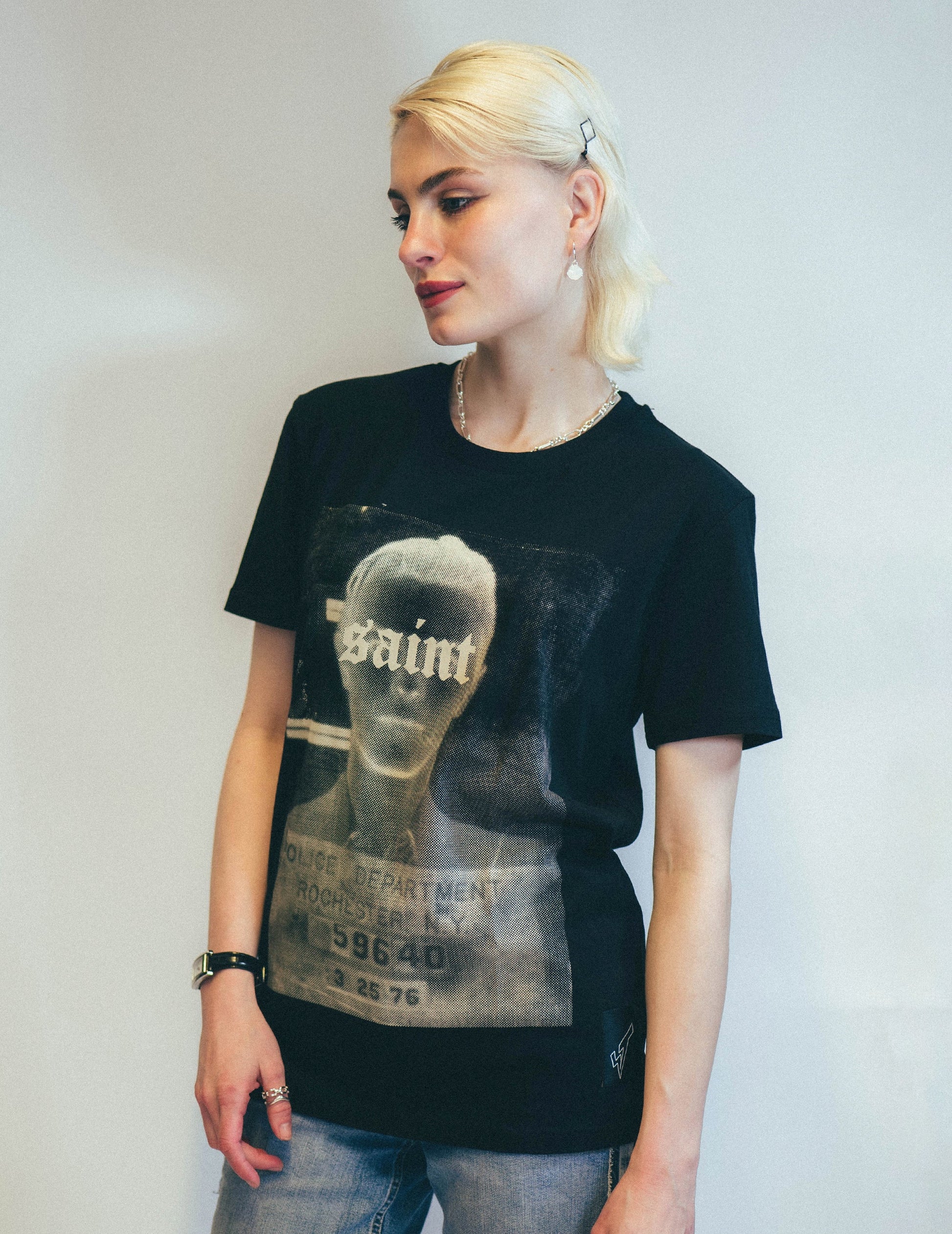 'Saint' T-Shirt in Black