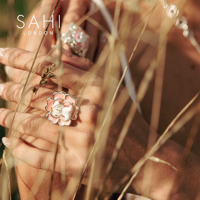 Gold Enameled Round Camellia Bear Ring