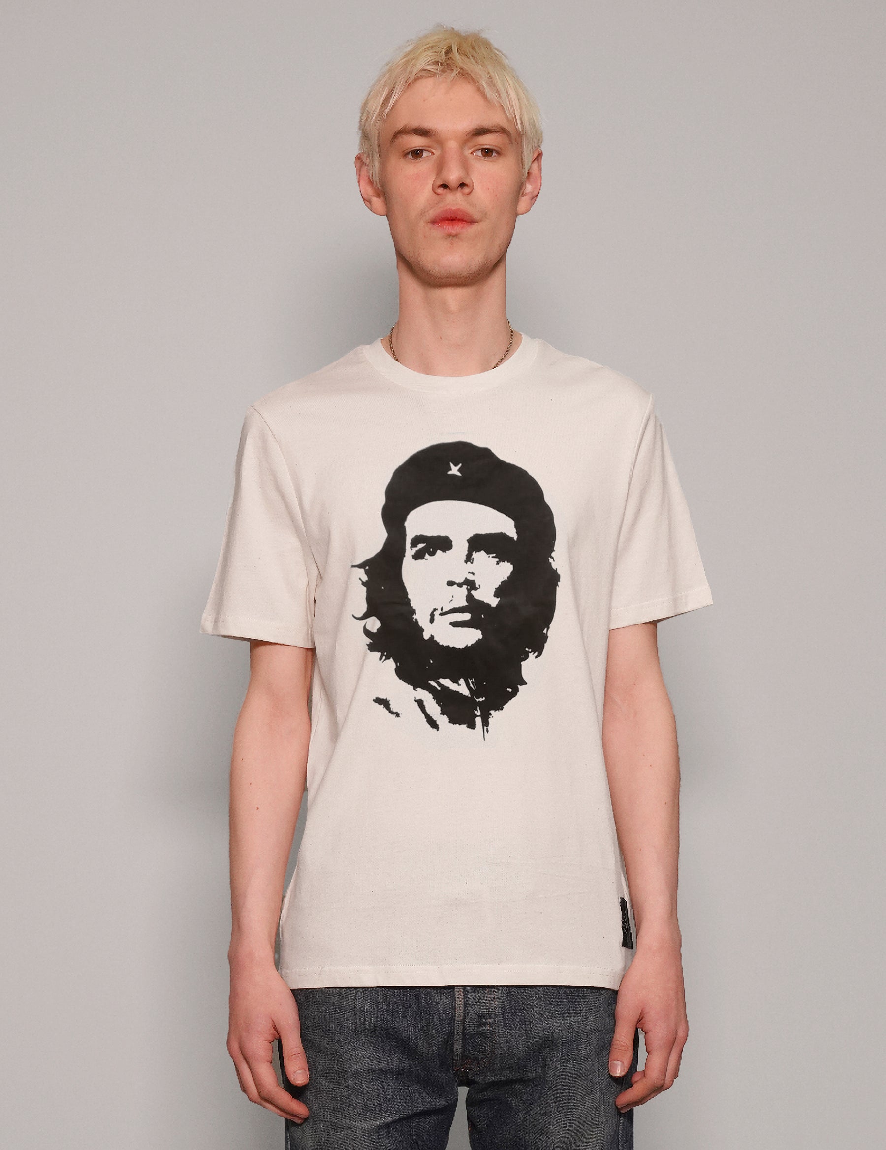 Che T-Shirt in Ecru